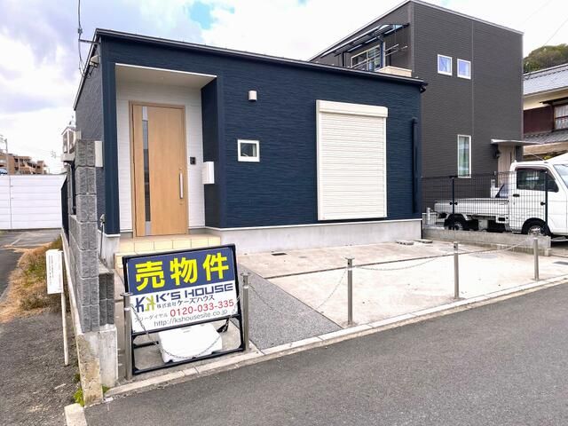 Modern 1LDK House for Sale Near Kume Station in Matsuyama - Thumbnail 4