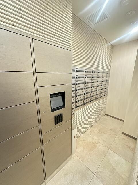 Modern 1DK Apartment for Sale in Akabane, Kita-ku, Tokyo - Thumbnail 3