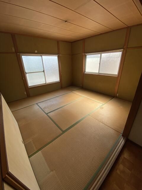4DK Wooden House for Sale in Osaka Sayama City - Thumbnail 2