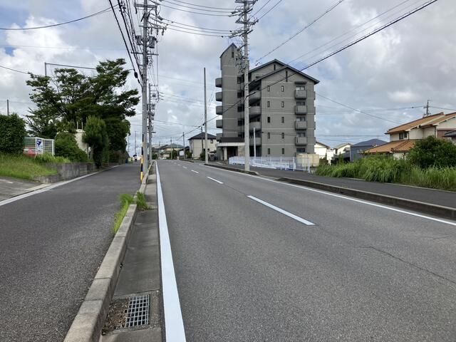 6DK Detached House for Sale on 72.99 Tsubo Land in Handa, Aichi - Thumbnail 2