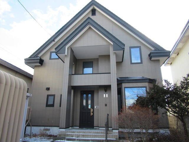 6LDK Detached House with Loft in Tomakomai, Hokkaido - Thumbnail 2