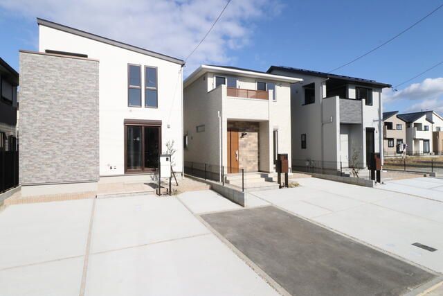 New 2024 3LDK House for Sale in Toyohashi, Aichi - Thumbnail 2