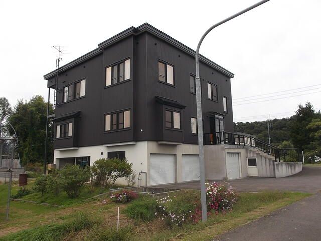 5LDK Detached House for Two Generations in Niki, Hokkaido - Thumbnail 2