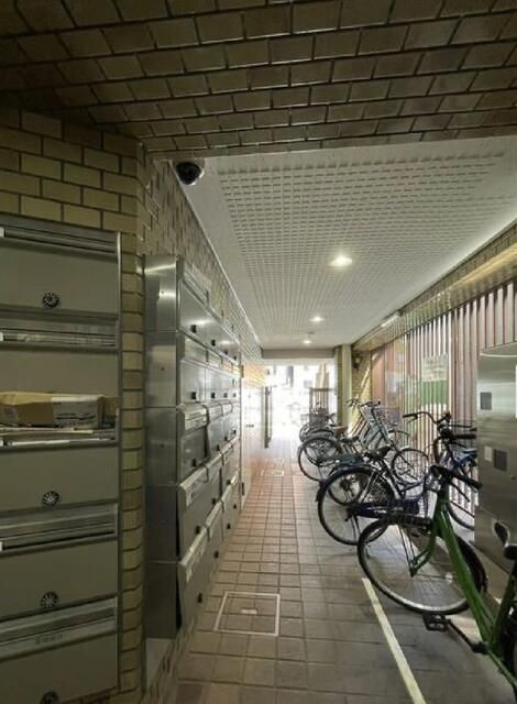 Tokyo Studio Apartment for Sale in Taito Ward Near Kuramae Station - Thumbnail 3