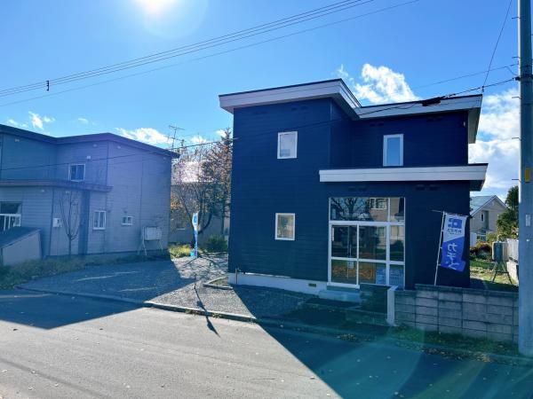 Renovated 4LDK House in Nanporo, Hokkaido | 1699万 Yen - Thumbnail 2