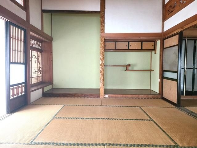 Spacious 8DK Traditional House on Large Plot in Sanze Town, Akita - Thumbnail 3