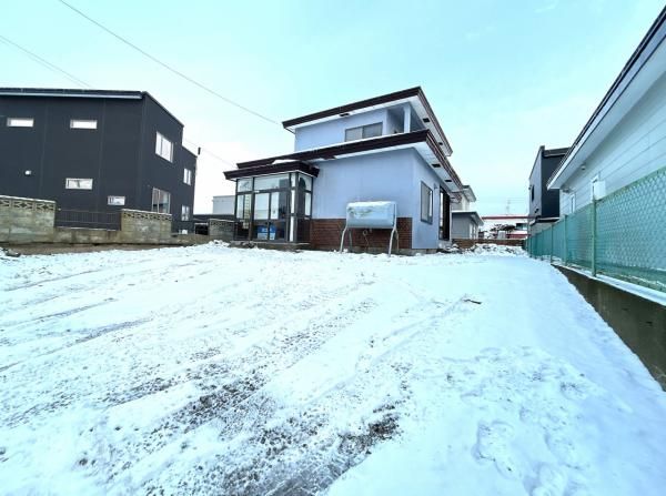 Renovated 3LDK House in Kushiro, Hokkaido | 14.99M Yen - Thumbnail 2
