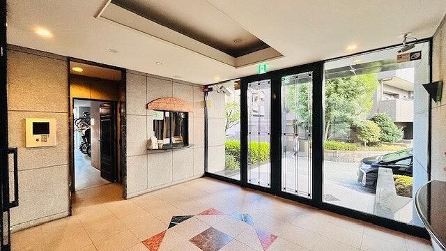 Renovated 3LDK Apartment for Sale in Abeno, Osaka - Thumbnail 3
