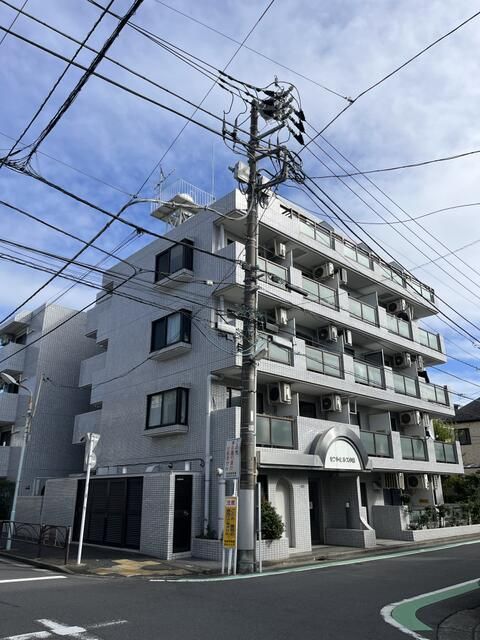 1K Investment Apartment for Sale in Higashi-Shin-Koiwa, Katsushika - Image 1