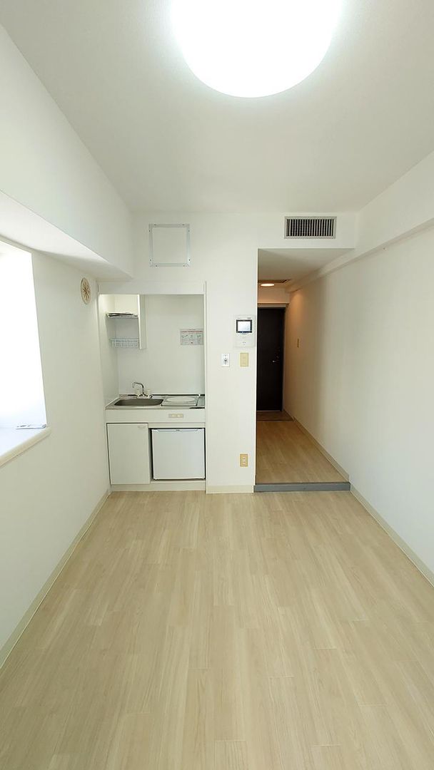 Studio Apartment for Sale in Taito, Tokyo - Investment Opportunity - Thumbnail 4