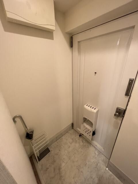1K Investment Apartment for Sale in Shinjuku, Tokyo - Image 1