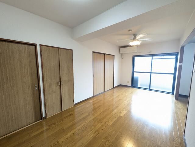 Renovated 2LDK Apartment with Tateyama Views in Uozu, Toyama - Thumbnail 2