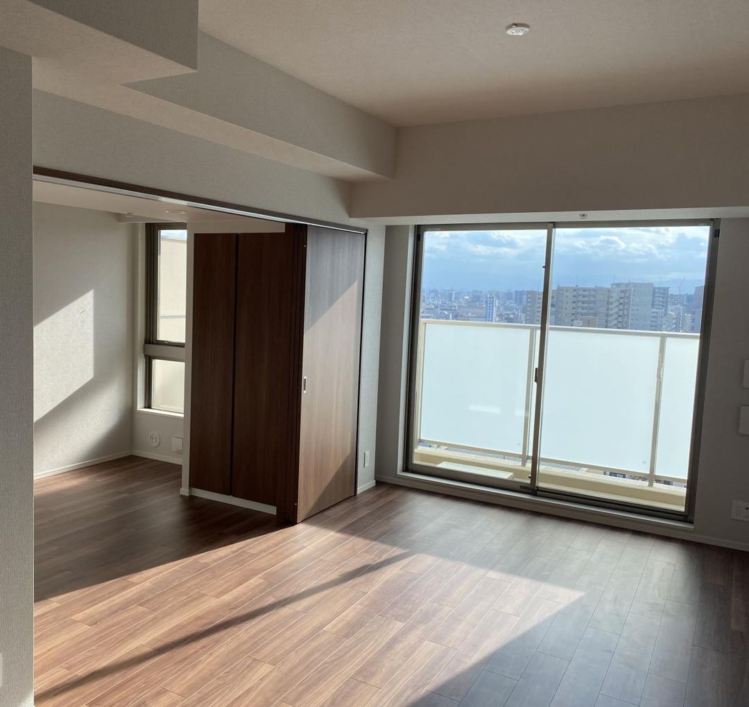 3LDK Apartment in River Garden Tower, Tennoji, Osaka - Thumbnail 2