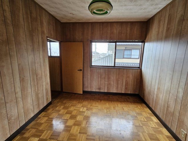 2DK Townhouse for Rent in Omi-Hachiman, Shiga - Near Azuchi Station - Thumbnail 4