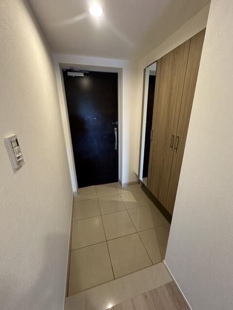 3LDK Apartment for Sale in Mitaka, Tokyo - 82 sqm, 2007 Build - Thumbnail 4