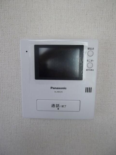 Studio Apartment for Sale Near Ogikubo Station, Suginami, Tokyo - Thumbnail 2