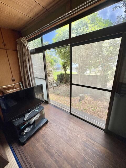 Spacious 5DK House for Sale in Saiki City, Oita - Thumbnail 4