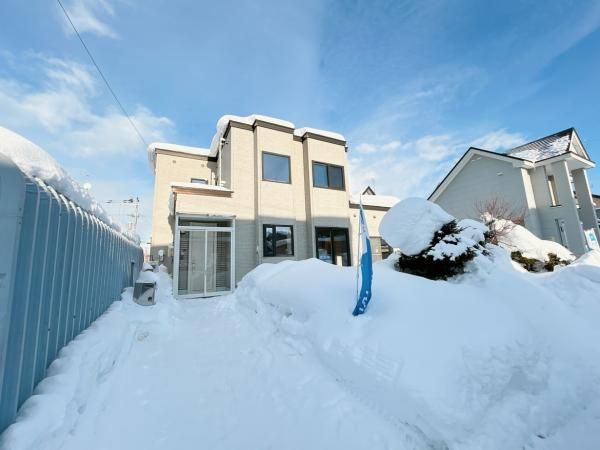 Renovated 4LDK House for Sale in Takikawa, Hokkaido - Thumbnail 2