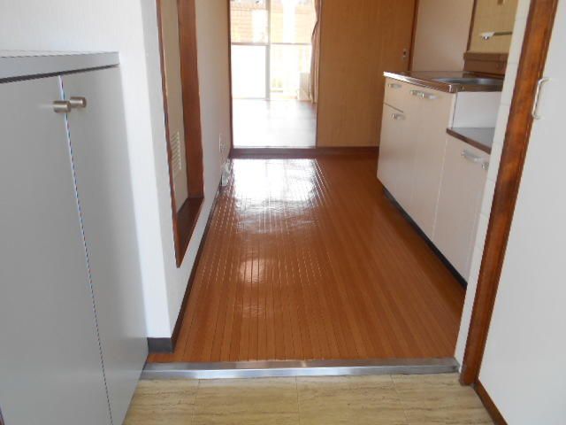 1K Apartment for Rent in Utazu, Kagawa with Free Wi-Fi - Thumbnail 4