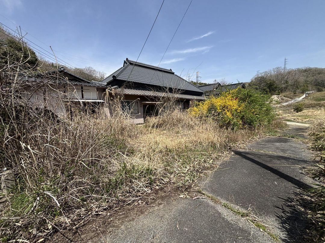 5-Bedroom House with Land and Field for Sale in Akaiwa, Okayama - Thumbnail 3