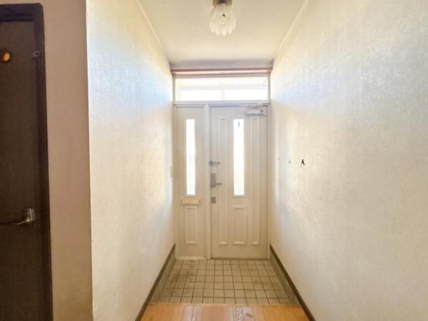 Renovated 4LDK House in Sapporo's Kiyota Ward with 2 Parking - Thumbnail 3