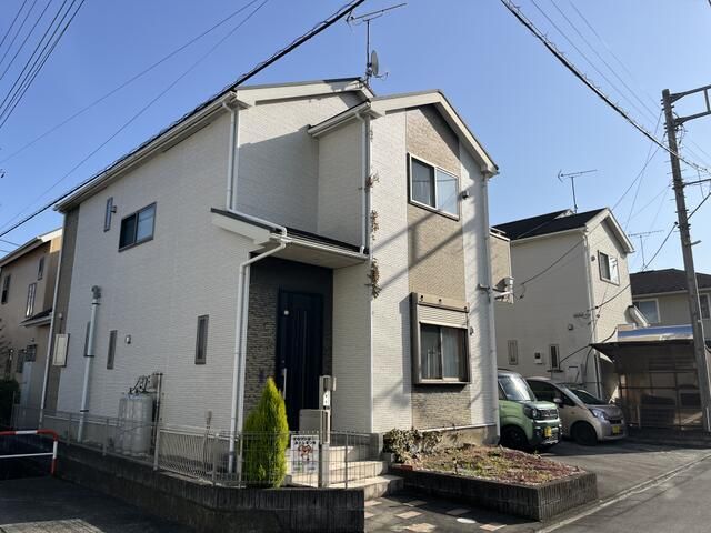 4LDK House for Sale in Yamakita, Kanagawa - 2010 Build, Corner Lot - Thumbnail 4