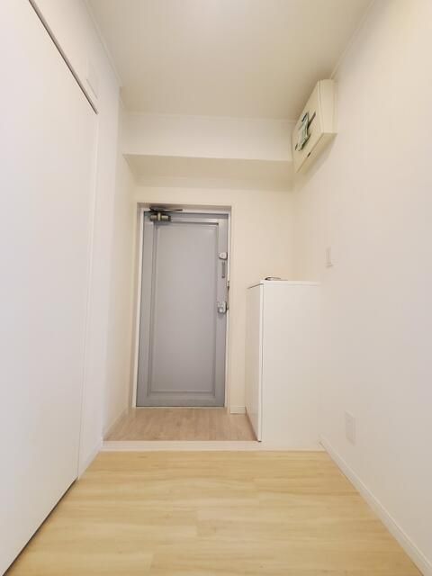 Renovated 2K Apartment Near Senzoku Station, Ota City, Tokyo - Thumbnail 3
