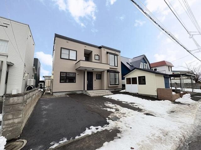 Renovated 5LDK House in Sapporo Teine Ward with 3 Parking - Thumbnail 2