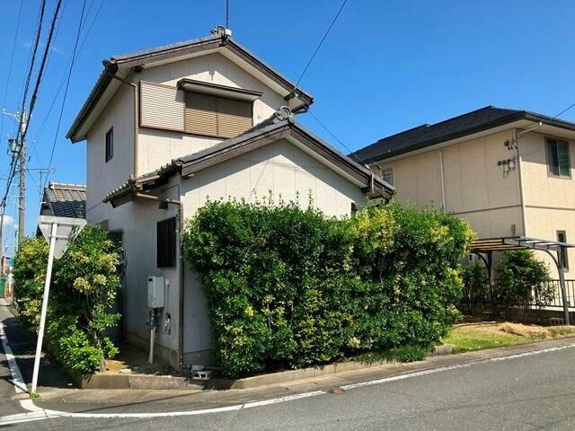Two Houses on Corner Lot for Sale in Toyokawa, Aichi - Thumbnail 2