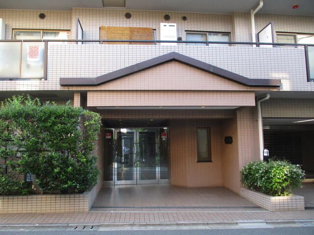 1SLDK Apartment for Sale in Kitazawa, Setagaya, Tokyo - Thumbnail 2