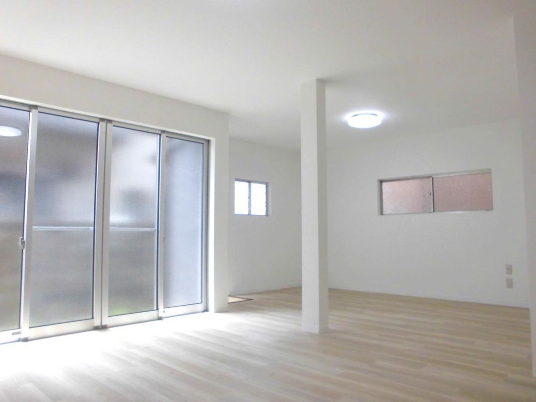 Renovated 3LDK House Near Sunport in Takamatsu, Kagawa - Thumbnail 2