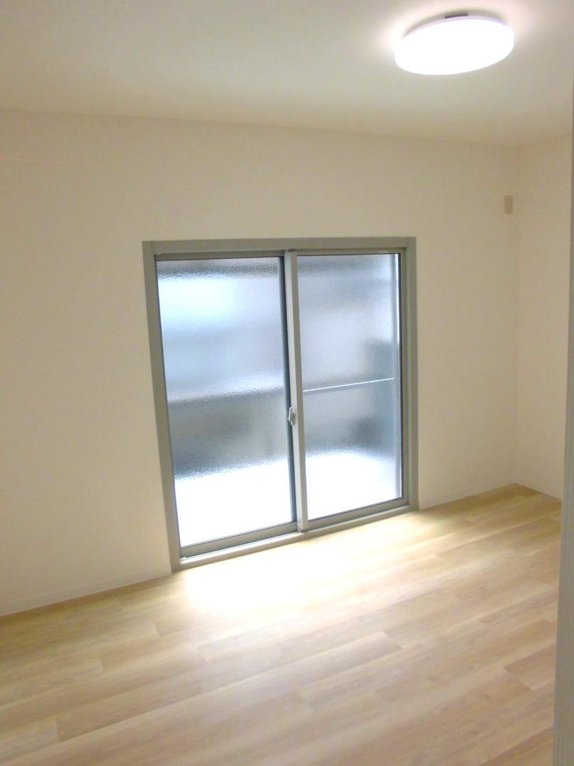 Renovated 3LDK House Near Sunport in Takamatsu, Kagawa - Thumbnail 4