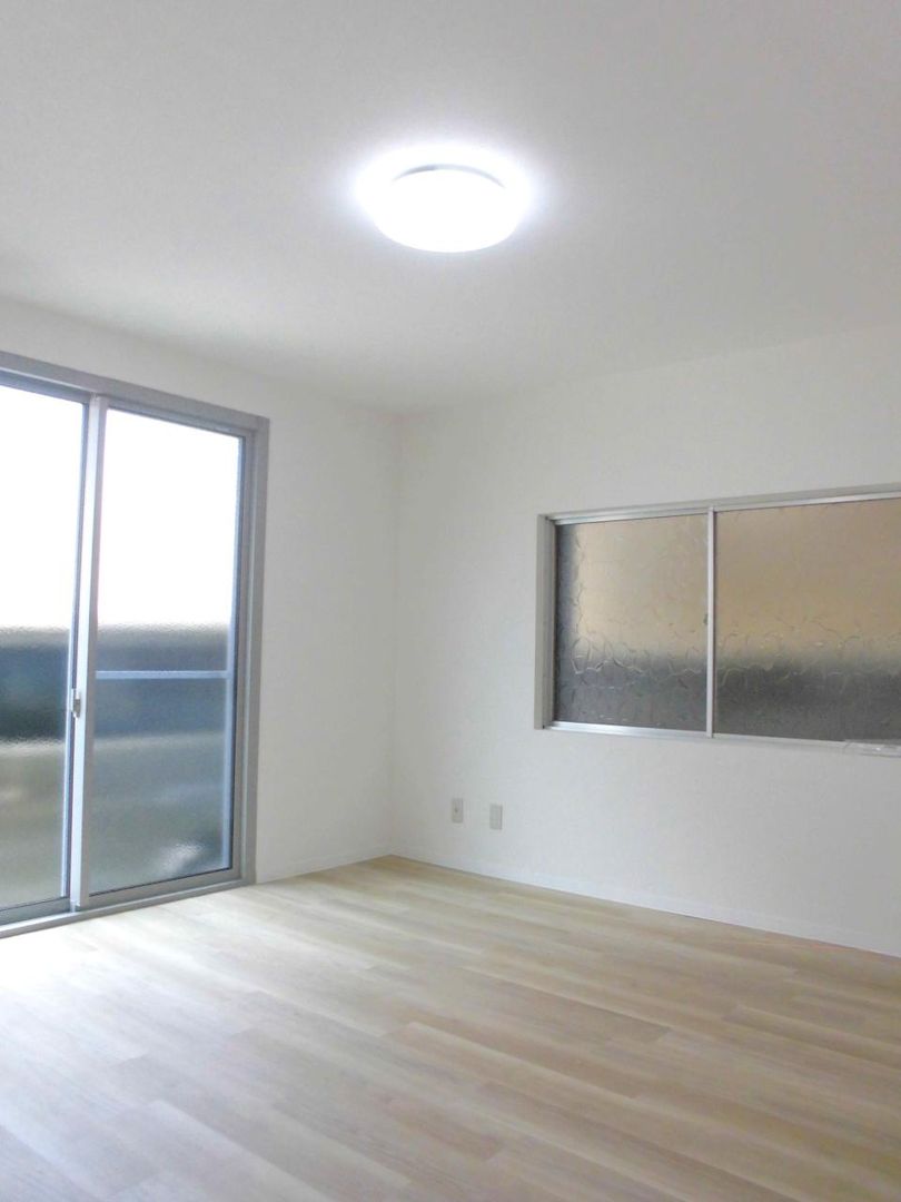 Renovated 3LDK House Near Sunport in Takamatsu, Kagawa - Thumbnail 3