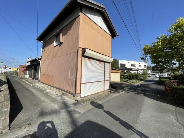 7K Retro House for Renovation in Tsu, Mie - 1.25M Yen - Thumbnail 2