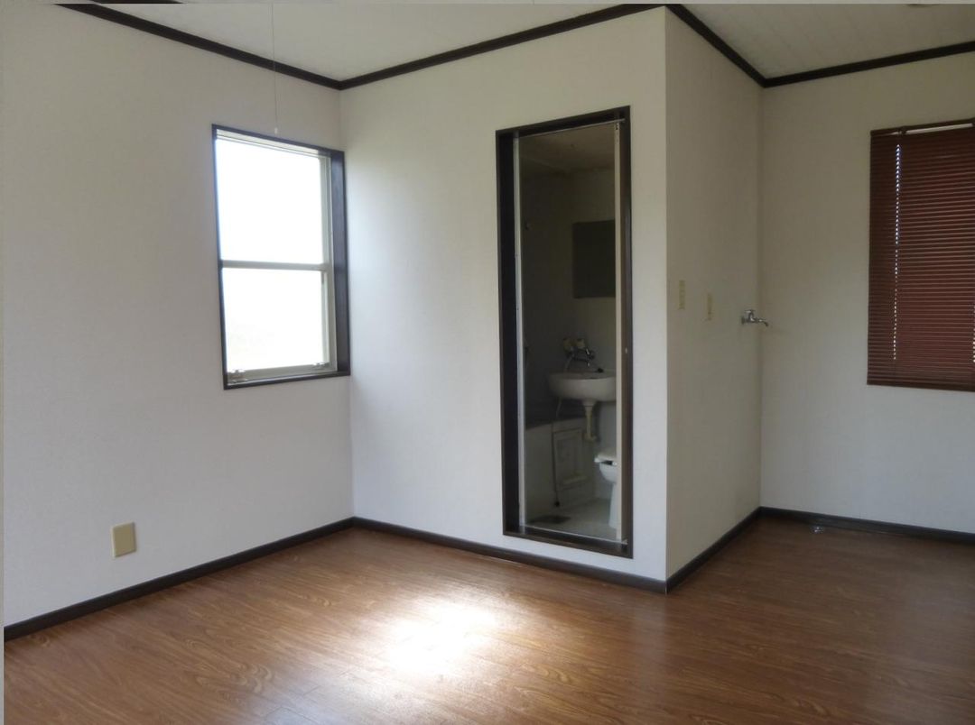 1R Apartment for Rent in Kujukurimachi, Chiba - 25,000 Yen - Thumbnail 2