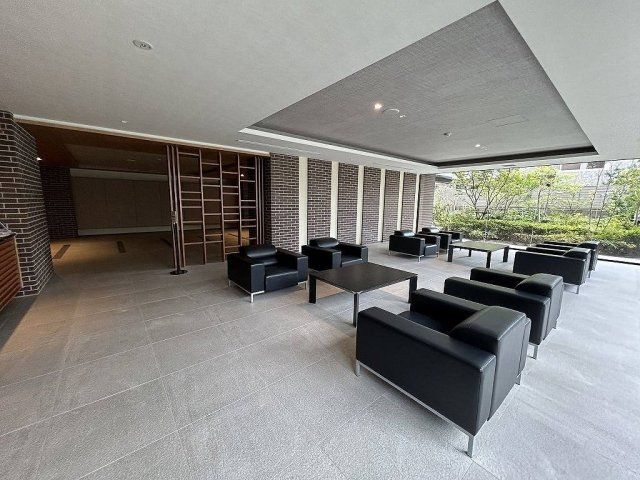 4LDK Apartment for Sale in Fukuoka City, 88.49 sqm - Thumbnail 3