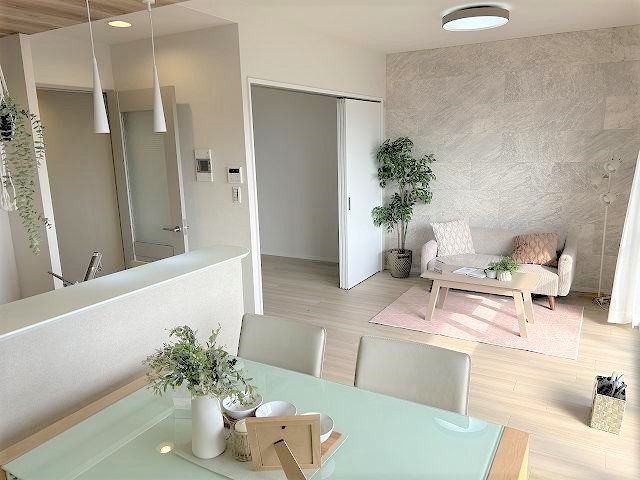 3LDK Apartment in Nishiyodogawa, Osaka - 60sqm - Thumbnail 4