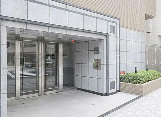 1K Condo for Sale in Nihonbashi Hamacho, Tokyo - 3.89% Yield - Thumbnail 2