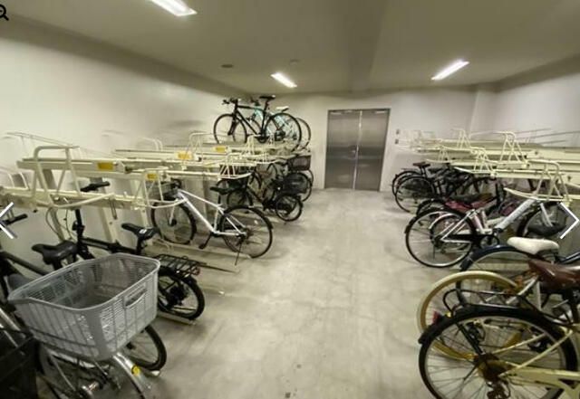 1K Condo for Sale in Nihonbashi Hamacho, Tokyo - 3.89% Yield - Thumbnail 4