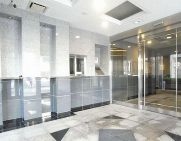 1K Condo for Sale in Nihonbashi Hamacho, Tokyo - 3.89% Yield - Thumbnail 3