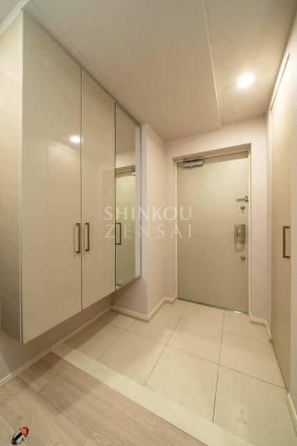 3LDK Apartment near Hirosaki Station with South Balcony View - Thumbnail 2