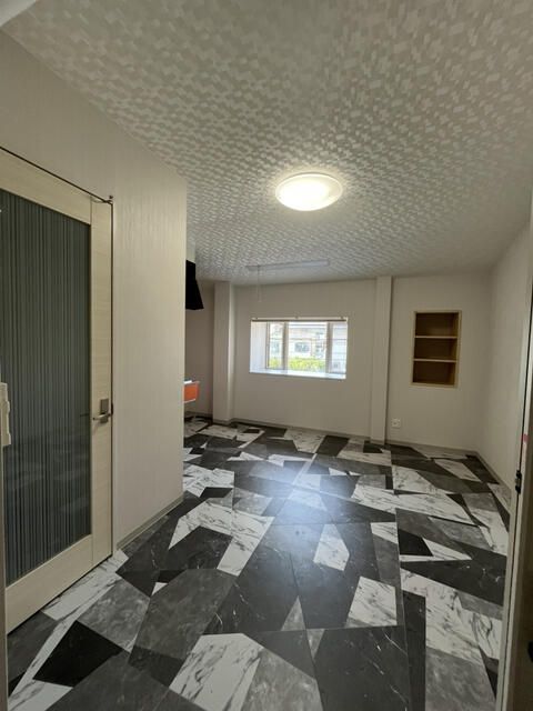 One-Room Apartment for Rent in Fujiidera, Osaka | Pets OK - Thumbnail 2