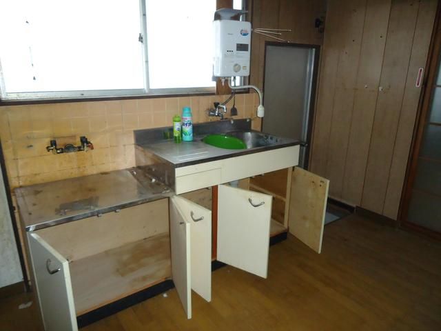 6K Wooden House for Sale in Fuchu, Hiroshima - Thumbnail 4