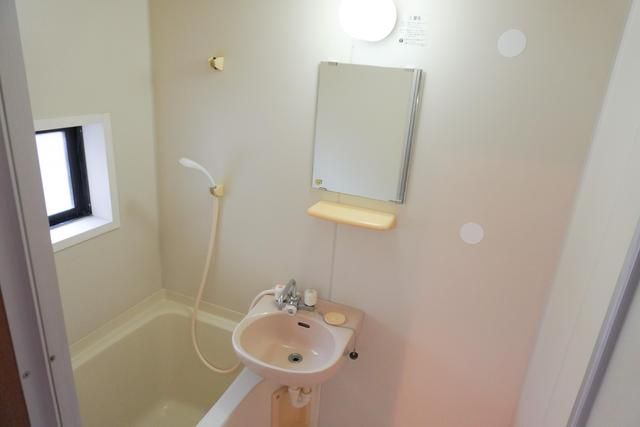 1K Apartment for Rent in Kitahiroshima Town, Hiroshima - Thumbnail 4