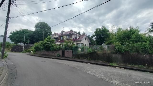 5LDK House with Tennis Court for Sale in Sagamihara - Thumbnail 2