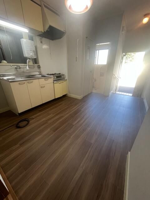 1DK Apartment for Rent in Tsuruhashi, Osaka - 48,000 Yen - Thumbnail 3