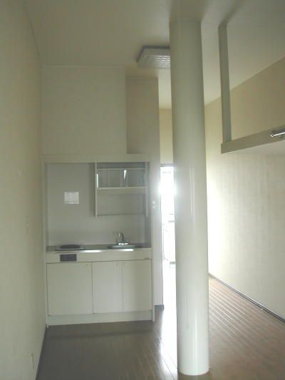 One-Room Apartment for Rent in Nara City, Nara Prefecture - Thumbnail 3
