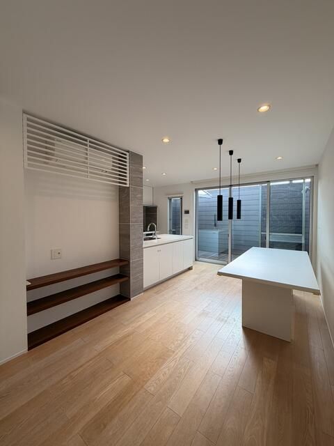 Modern 2SLDK House for Sale in Nagoya's Chikusa Ward, Near Motoyama Station - Thumbnail 4