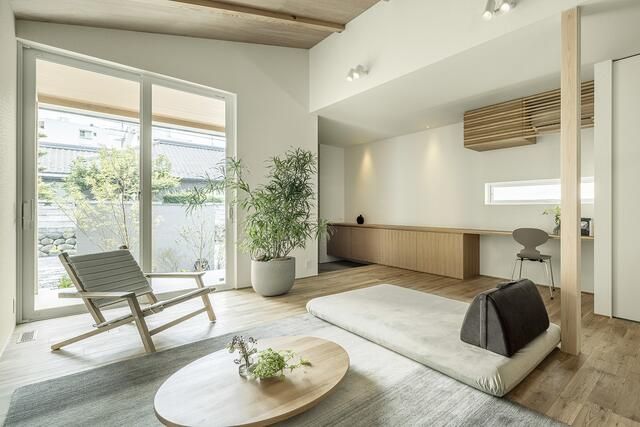 Architect-Designed 3LDK Single-Story Home with Courtyard in Kitanishi - Thumbnail 4