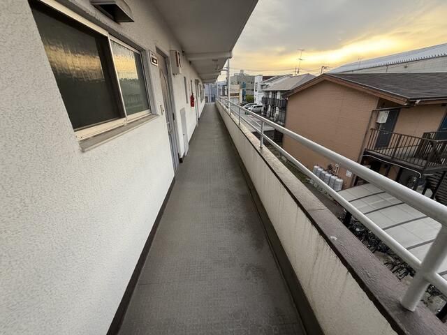 Renovated 2LDK Apartment for Sale in Hachioji, Tokyo - Thumbnail 2